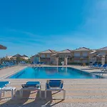With Sunny Patio Boavista Golf & شقة