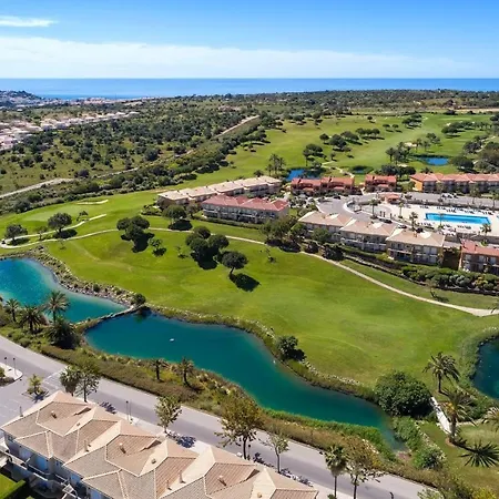 With Sunny Patio Boavista Golf & * Lagos