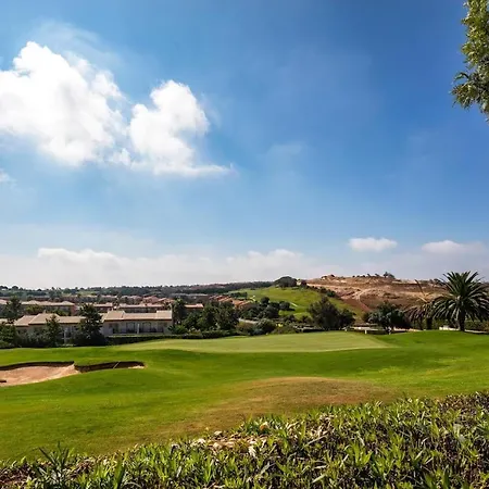 With Sunny Patio Boavista Golf & Apartment
